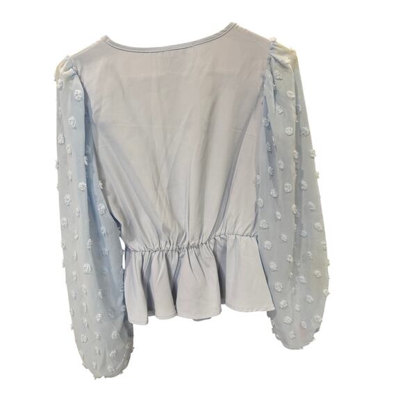 Peach Love California Light Blue Peplum Top M V‑Neck Swiss Dot Sleeve EUC - Picture 4 of 9